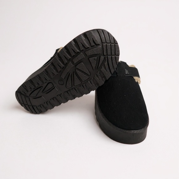 Cozy Tan Fur-Lined Slip-On Ankle Boots Size 8 - Picture 8 of 8